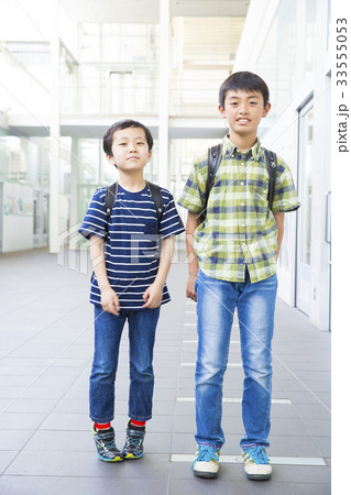 小学生の男の子 33555053