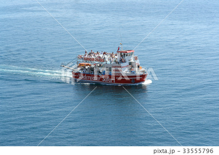観光客 マルタの 海 33555796