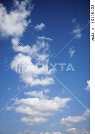 雲 雲の背景 晴れ 33556602