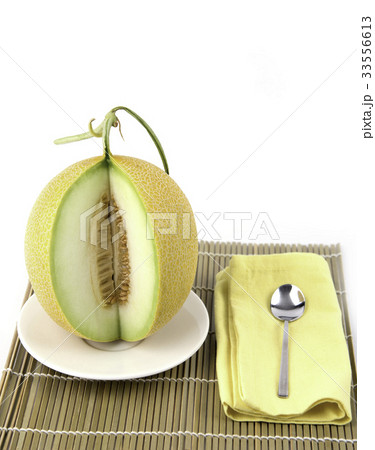 Melon fruit ready for eat 33556613