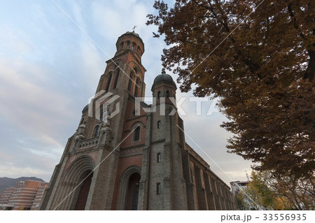 ローアングル 大聖堂 全北 33556935