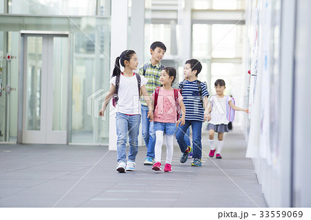 小学生　6人 33559069