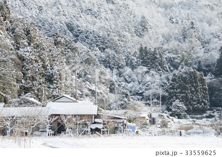 湖畔の小屋 湖畔の小屋 33559625