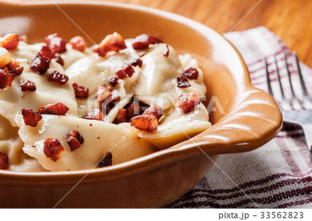 Dumplings with meat or cabbage Dumplings with meat or cabbage 33562823