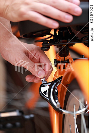 自転車 (組立式 工具 修理 調整 整備 分解 点検 レンチ オレンジ 橙 ボディパーツ 顔なし) 33567021