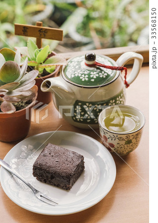 chocolate Brownie and tea chocolate Brownie and tea 33568150