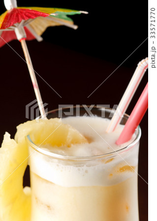 Pina Colada Cocktail Pina Colada Cocktail 33571770