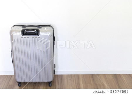 スーツケース 33577695