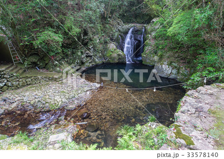 不動の滝（ふどうのたき）　高知県大月町 33578140
