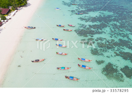 Aerial view over group of long tail boats,Top view Aerial view over group of long tail boats,Top view 33578295