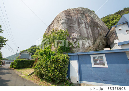 足摺岬　灘の大岩 33578908