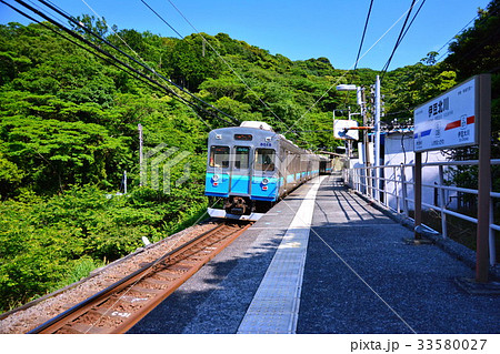 伊豆北川 駅　伊豆急行 8000系 普通列車　2017年5月 （静岡県 東伊豆） 33580027