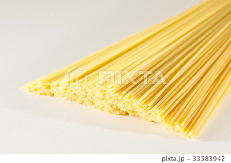 スパゲティ(乾麺) 33583942