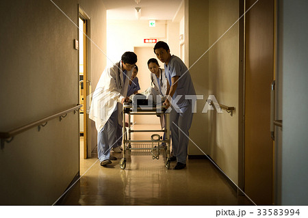 病院イメージ　 33583994