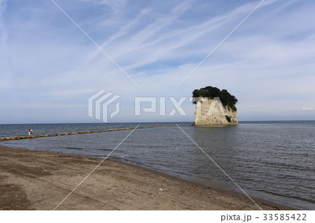 能登半島　見附島 33585422