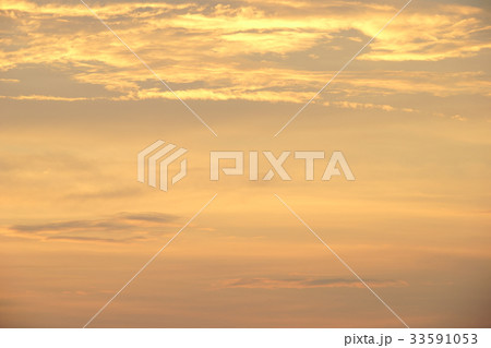 夏霞の夕焼け2(黄金) 夏霞の夕焼け2(黄金) 33591053