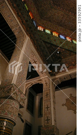 柱 モロッコの 文様 33592901