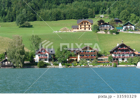 村 オーストリアの ザルツカンマーグート 33593329