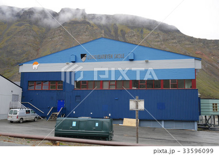 世界最北の学校 33596099