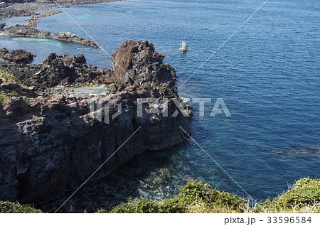 海 岩 石 33596584