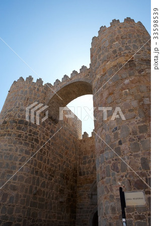 古城 スペインの アビラ 33598539