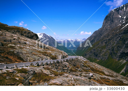 Trollstigeveien Trollstigeveien 33600430