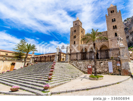 The Cathedral of Cefalù, Sicily, Italy. 33600894