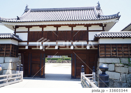 広島城の表御門 33603344