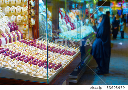 Jewelry stalls. Tehran Grand Market 33603979
