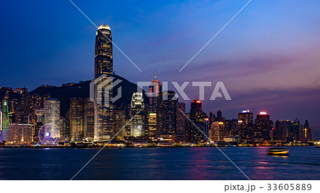 香港の夜景　マジックアワー 33605889