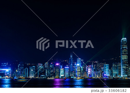 香港の夜景とレーザーショーの写真素材