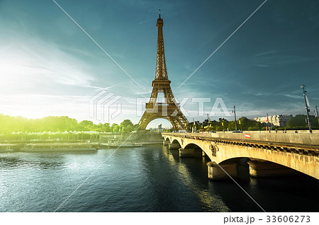 Eiffel tower, Paris. France 33606273