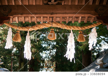 Shimenawa sacred rope at  Kawaguchi Asama shrine 33608094