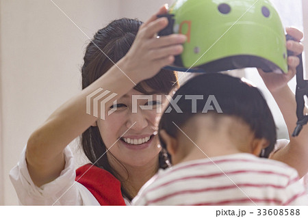 自転車　ヘルメット　安全　親子　 33608588