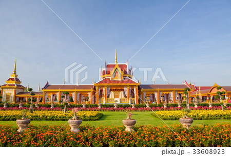 Thai royal funeral and Temple 33608923