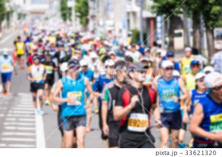 マラソン大会（ボケ表現） 33621320