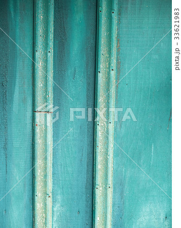 Old grunge green wood texture for background. 33621983