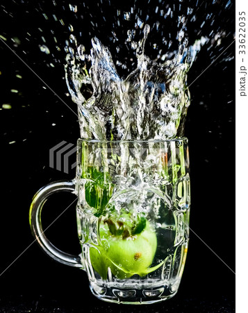 Water splash close-up macro. 33622035