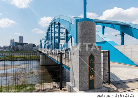 多摩川にかかる丸子橋 33632225