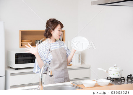 キッチン 女性 キッチン 女性 33632523