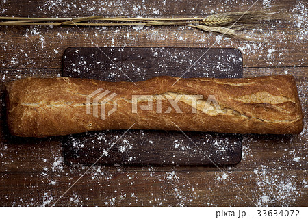 pa de vidre, a bread typical of Catalonia, Spain 33634072