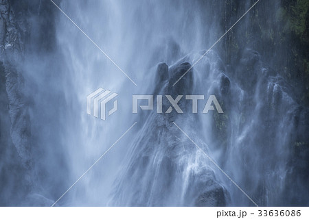 Bowen Falls, nice waterfall at milford sound 33636086