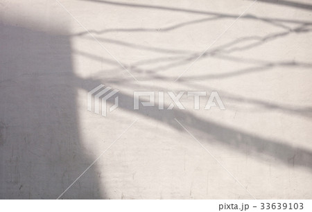 Shadow wires on the wall Shadow wires on the wall 33639103