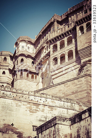 Mehrangarh Fort in Jodhpur, Rjasthan, India 33639523