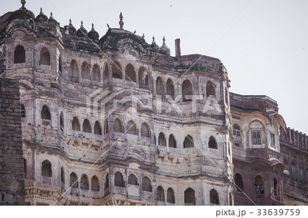 Mehrangarh Fort in Jodhpur, Rjasthan, India 33639759