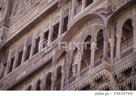 Mehrangarh Fort in Jodhpur, Rjasthan, India 33639769