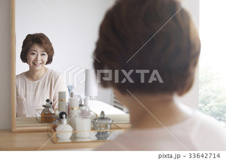 女性 女 女の子 33642714