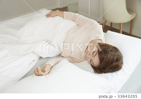 女性 女 女の子 33643205