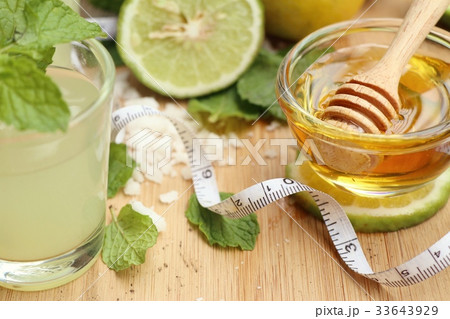 kaffir lime and lemon kaffir lime and lemon 33643929
