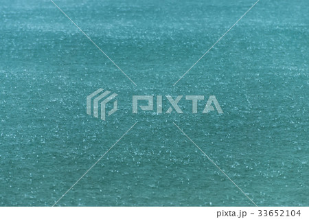 It was raining in the sea during the rainy season. It was raining in the sea during the rainy season. 33652104